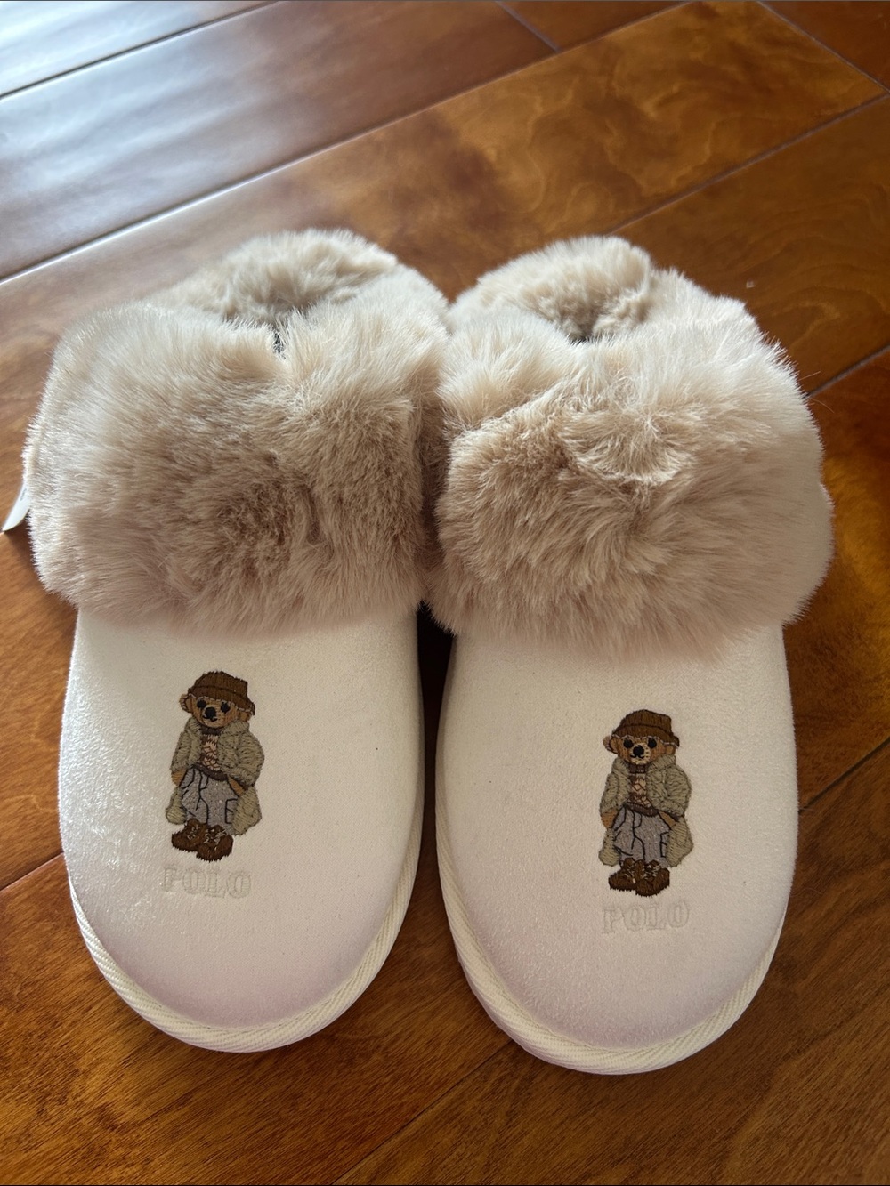 Polo by Ralph Lauren Kids Cream Slippers with Beige Fur Trim